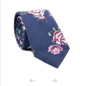 NWT Dazi Men’s Tie